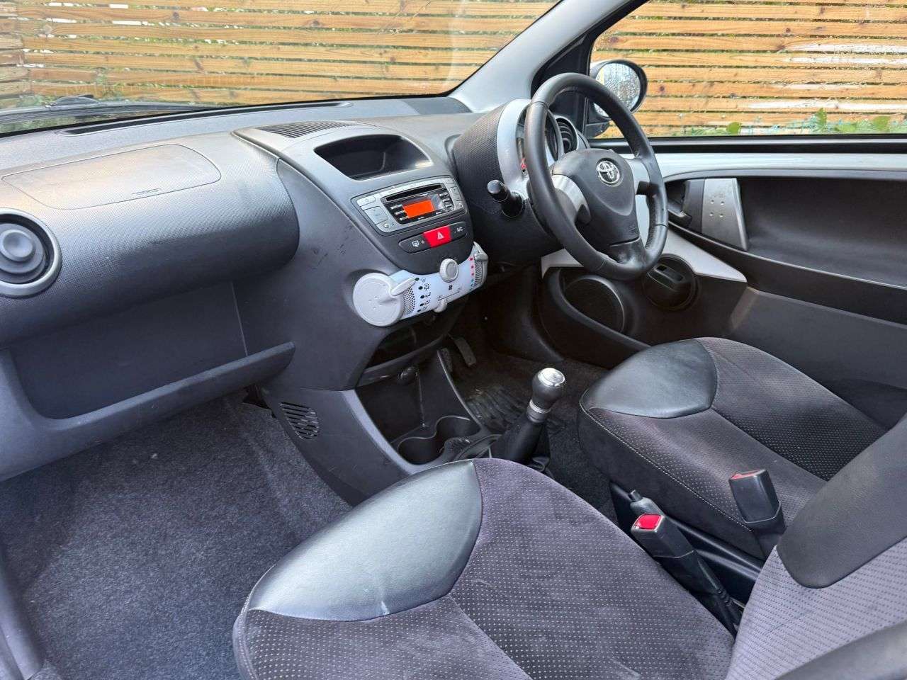 2013 TOYOTA AYGO 2013 TOYOTA AYGO