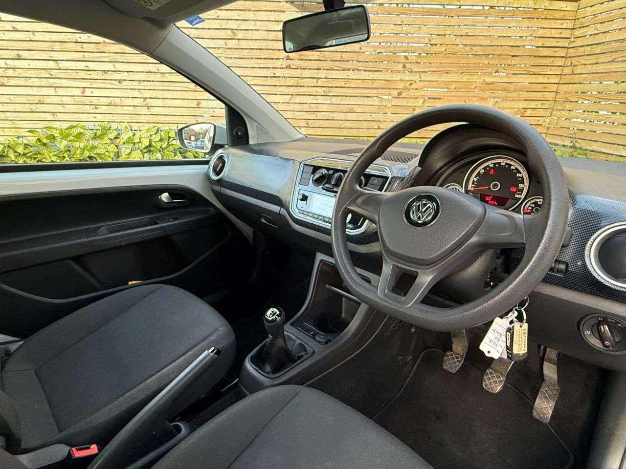 2016 VOLKSWAGEN UP! 2016 VOLKSWAGEN UP!