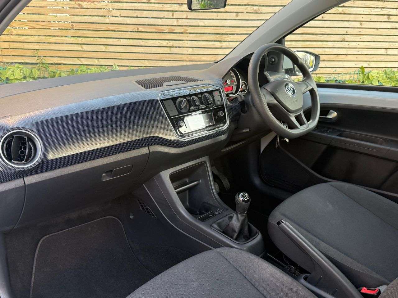 2016 VOLKSWAGEN UP! 2016 VOLKSWAGEN UP!