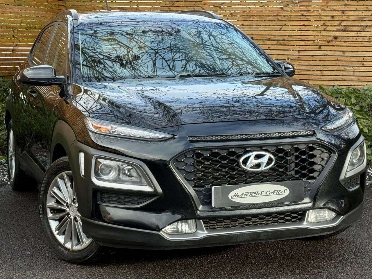 A 2018 HYUNDAI KONA 1.0 T-GDi Blue Drive SE SUV 5dr Petrol Manual Euro 6 (s/s) (120 ps) 12 MONT A 2018 HYUNDAI KONA 1.0 T-GDi Blue Drive SE SUV 5dr Petrol Manual Euro 6 (s/s) (120 ps) 12 MONT