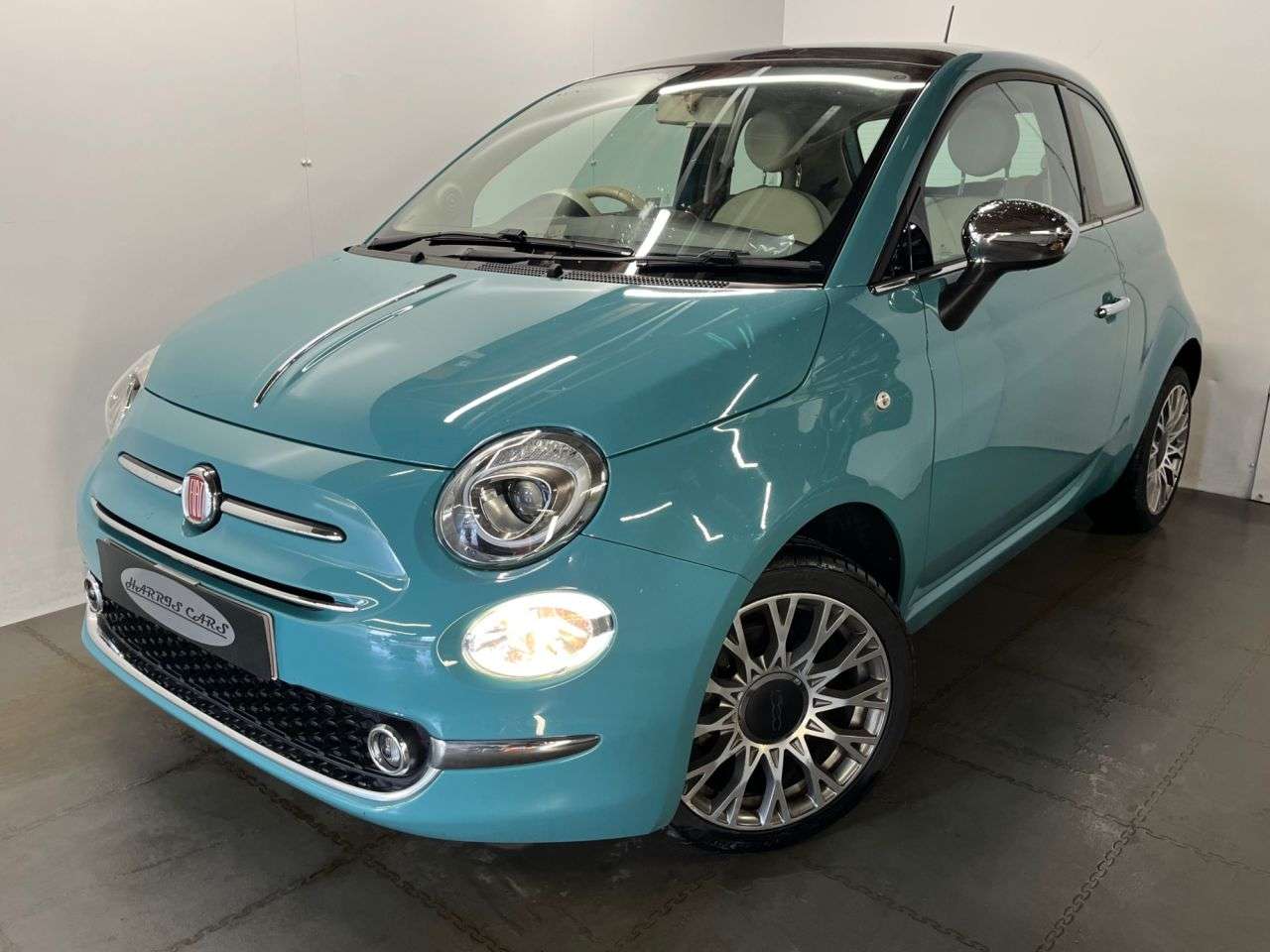 A 2017 FIAT 500 1.2 Anniversario Hatchback 3dr Petrol Manual Euro 6 (s/s) (69 bhp) 12 MONTH A 2017 FIAT 500 1.2 Anniversario Hatchback 3dr Petrol Manual Euro 6 (s/s) (69 bhp) 12 MONTH