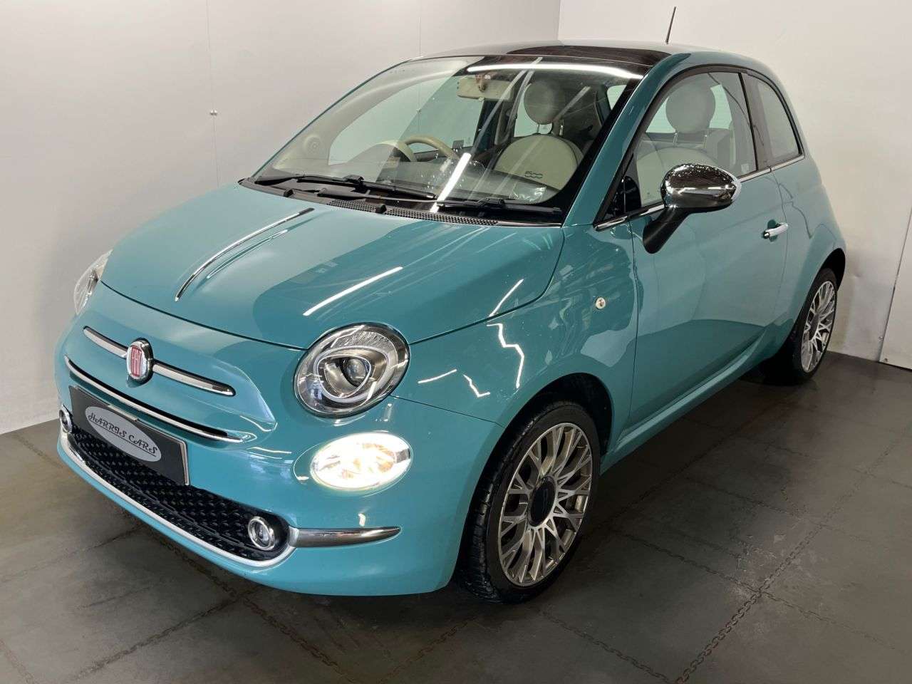 2017 FIAT 500 2017 FIAT 500