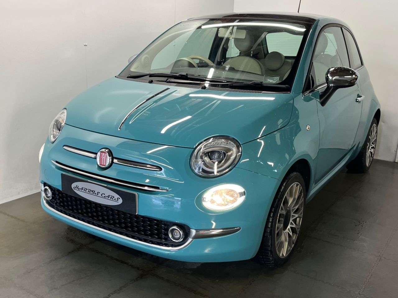 2017 FIAT 500 2017 FIAT 500