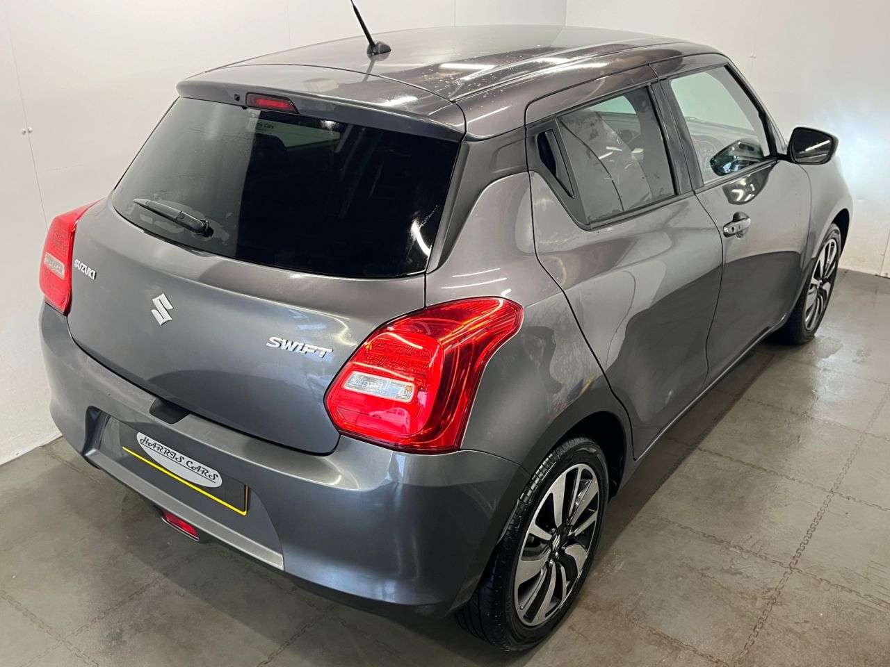 2017 SUZUKI SWIFT 2017 SUZUKI SWIFT