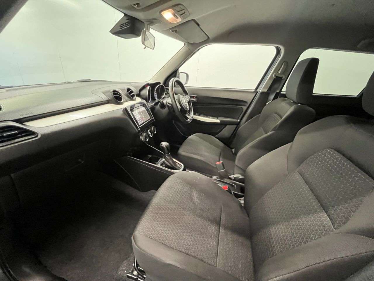 2017 SUZUKI SWIFT 2017 SUZUKI SWIFT