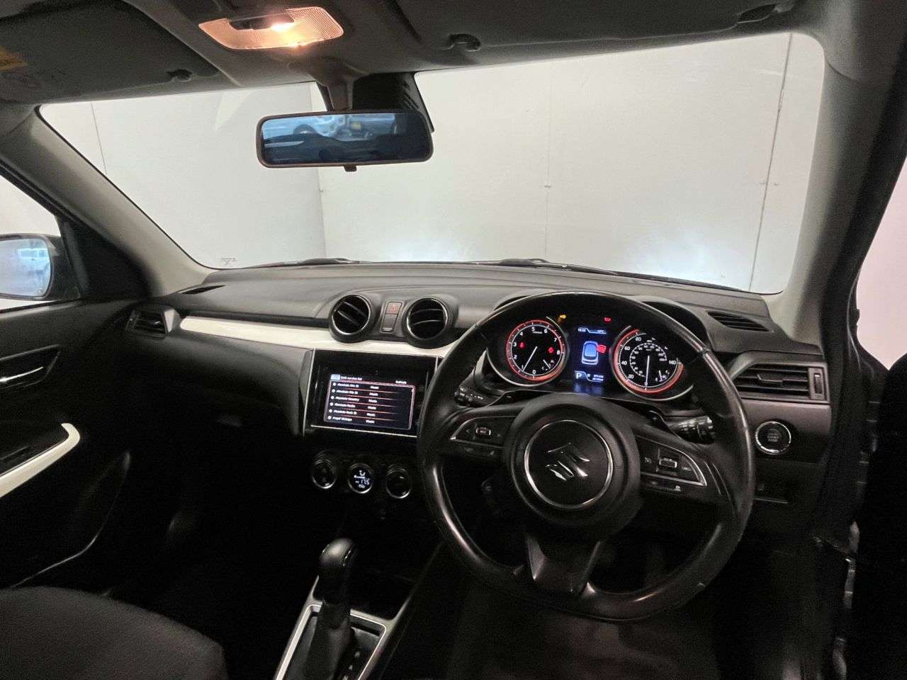 2017 SUZUKI SWIFT 2017 SUZUKI SWIFT