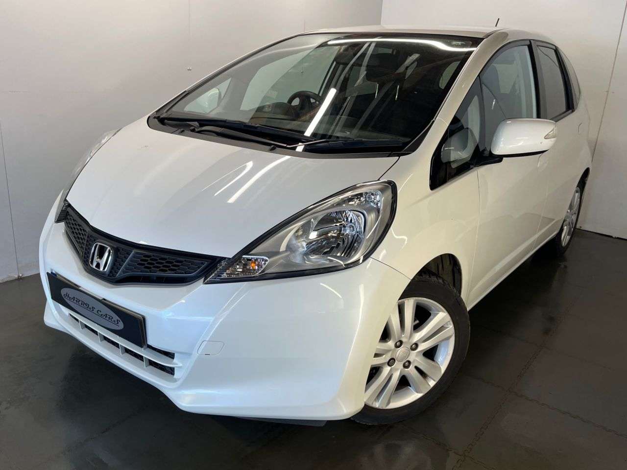 A 2014 HONDA JAZZ 1.4 i-VTEC ES Plus Hatchback 5dr Petrol CVT Euro 5 (99 ps) 12 MONTHS AA, FR A 2014 HONDA JAZZ 1.4 i-VTEC ES Plus Hatchback 5dr Petrol CVT Euro 5 (99 ps) 12 MONTHS AA, FR