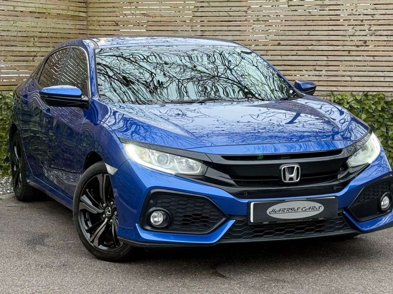 A 2017 HONDA CIVIC 1.0 VTEC Turbo SR Hatchback 5dr Petrol CVT Euro 6 (s/s) (129 ps) 12 MONTHS A 2017 HONDA CIVIC 1.0 VTEC Turbo SR Hatchback 5dr Petrol CVT Euro 6 (s/s) (129 ps) 12 MONTHS