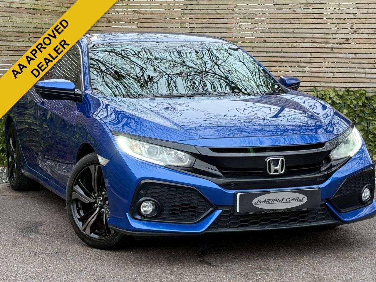 A 2017 HONDA CIVIC 1.0 VTEC Turbo SR Hatchback 5dr Petrol CVT Euro 6 (s/s) (129 ps) 12 MONTHS A 2017 HONDA CIVIC 1.0 VTEC Turbo SR Hatchback 5dr Petrol CVT Euro 6 (s/s) (129 ps) 12 MONTHS