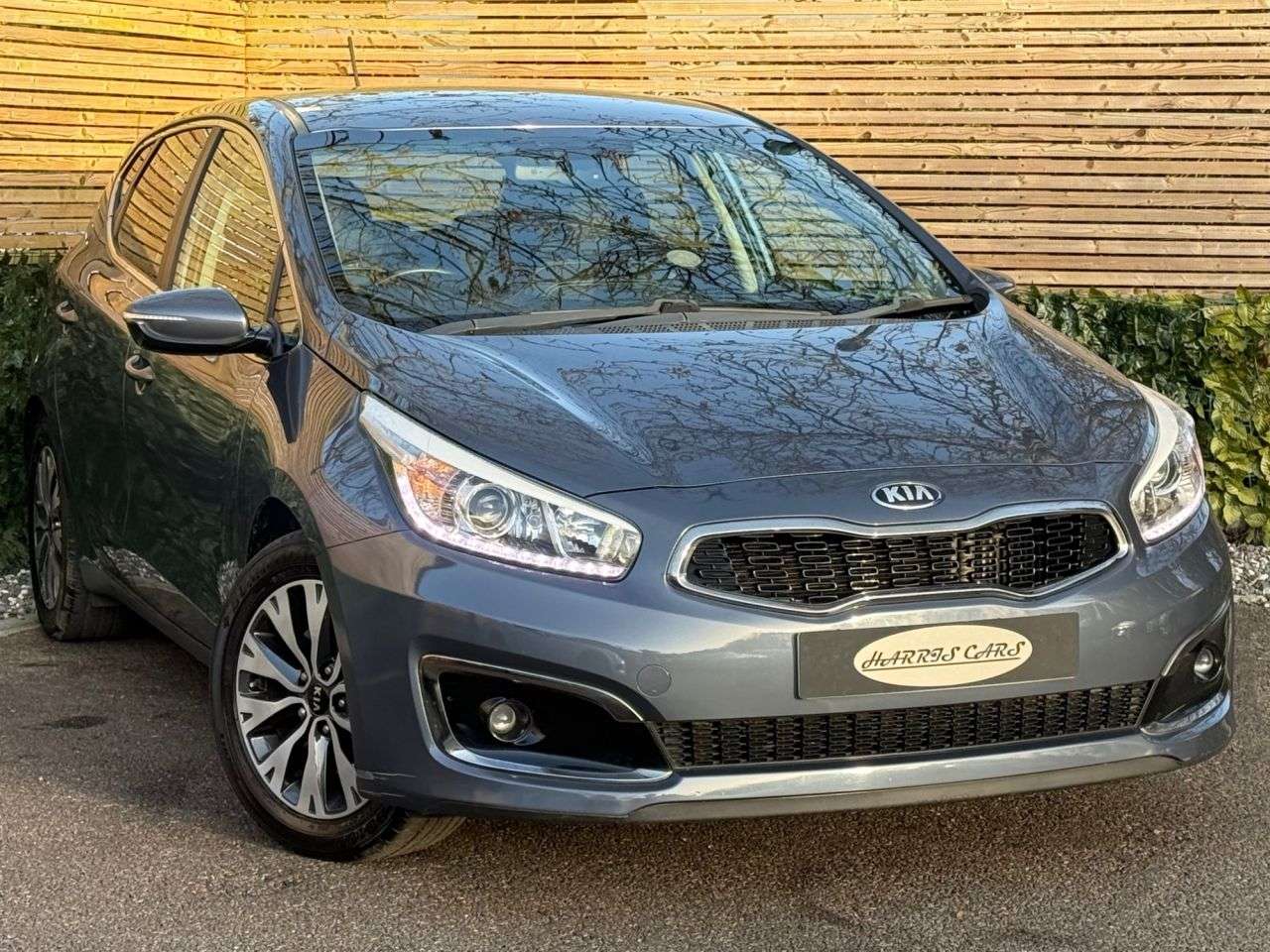 A 2016 KIA CEED 1.6 CRDi 3 Hatchback 5dr Diesel Manual Euro 6 (s/s) (134 bhp) 12 MONTHS AA, A 2016 KIA CEED 1.6 CRDi 3 Hatchback 5dr Diesel Manual Euro 6 (s/s) (134 bhp) 12 MONTHS AA,