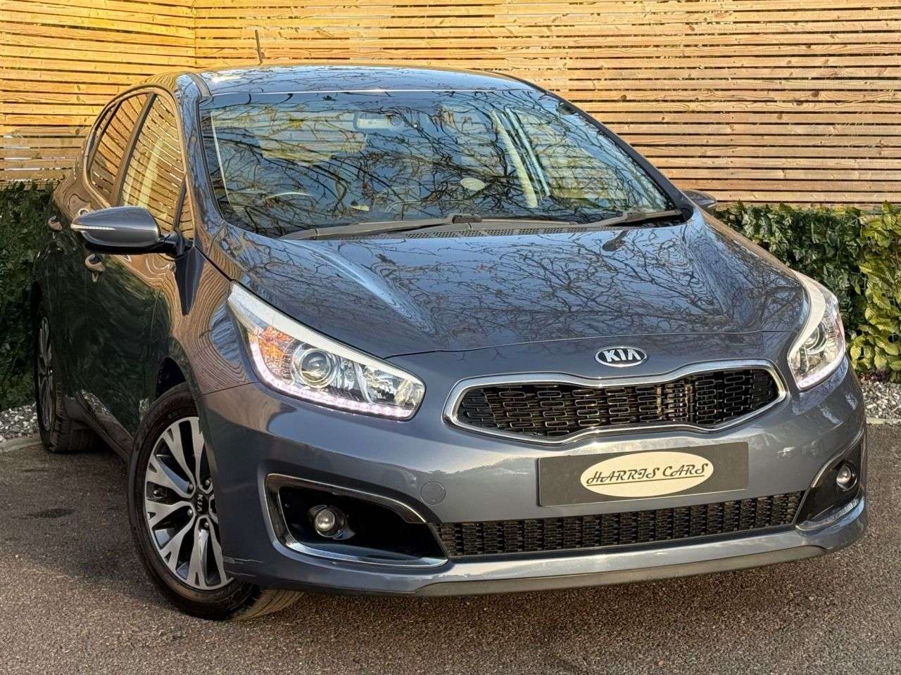 A 2016 KIA CEED 1.6 CRDi 3 Hatchback 5dr Diesel Manual Euro 6 (s/s) (134 bhp) 12 MONTHS AA, A 2016 KIA CEED 1.6 CRDi 3 Hatchback 5dr Diesel Manual Euro 6 (s/s) (134 bhp) 12 MONTHS AA,