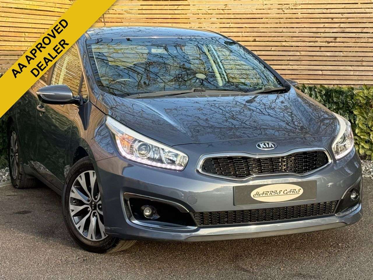A 2016 KIA CEED 1.6 CRDi 3 Hatchback 5dr Diesel Manual Euro 6 (s/s) (134 bhp) 12 MONTHS AA, A 2016 KIA CEED 1.6 CRDi 3 Hatchback 5dr Diesel Manual Euro 6 (s/s) (134 bhp) 12 MONTHS AA,