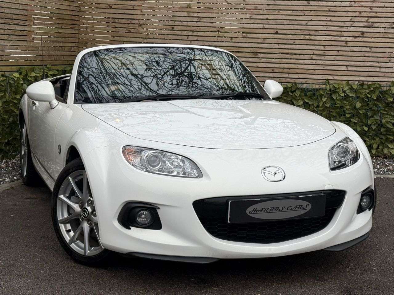 A 2013 MAZDA MX-5 2.0i Sport Tech Roadster 2dr Petrol Manual Euro 5 (160 ps) 12 MONTHS AA, FR A 2013 MAZDA MX-5 2.0i Sport Tech Roadster 2dr Petrol Manual Euro 5 (160 ps) 12 MONTHS AA, FR