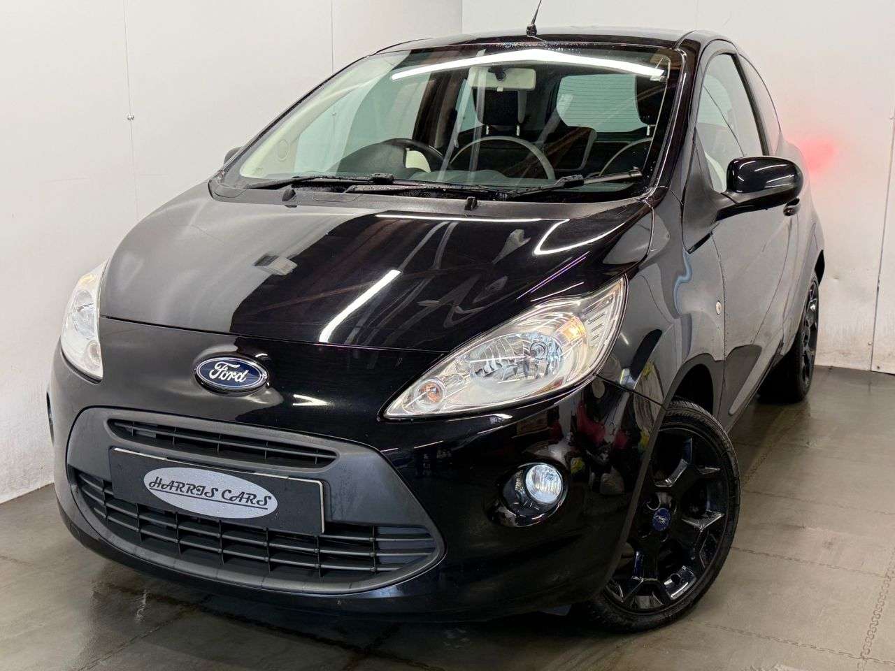 A 2016 FORD KA 1.2 Zetec Black Edition Hatchback 3dr Petrol Manual Euro 6 (s/s) (69 ps) 12 A 2016 FORD KA 1.2 Zetec Black Edition Hatchback 3dr Petrol Manual Euro 6 (s/s) (69 ps) 12
