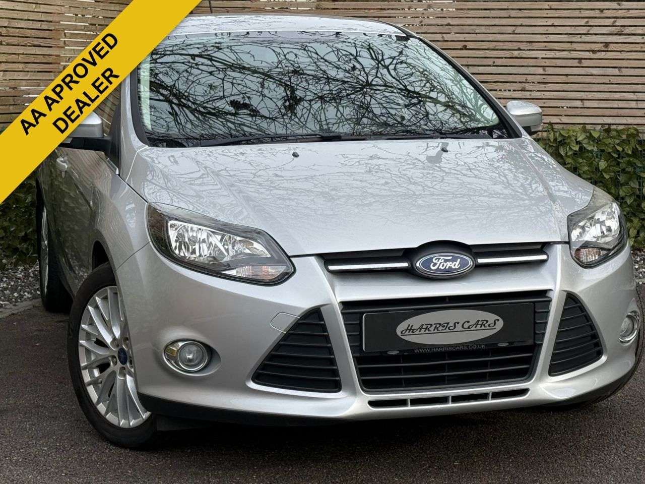 A 2013 FORD FOCUS 1.6 Zetec Hatchback 5dr Petrol Manual Euro 5 (125 ps) 12 MONTHS AA, FRESH S A 2013 FORD FOCUS 1.6 Zetec Hatchback 5dr Petrol Manual Euro 5 (125 ps) 12 MONTHS AA, FRESH S