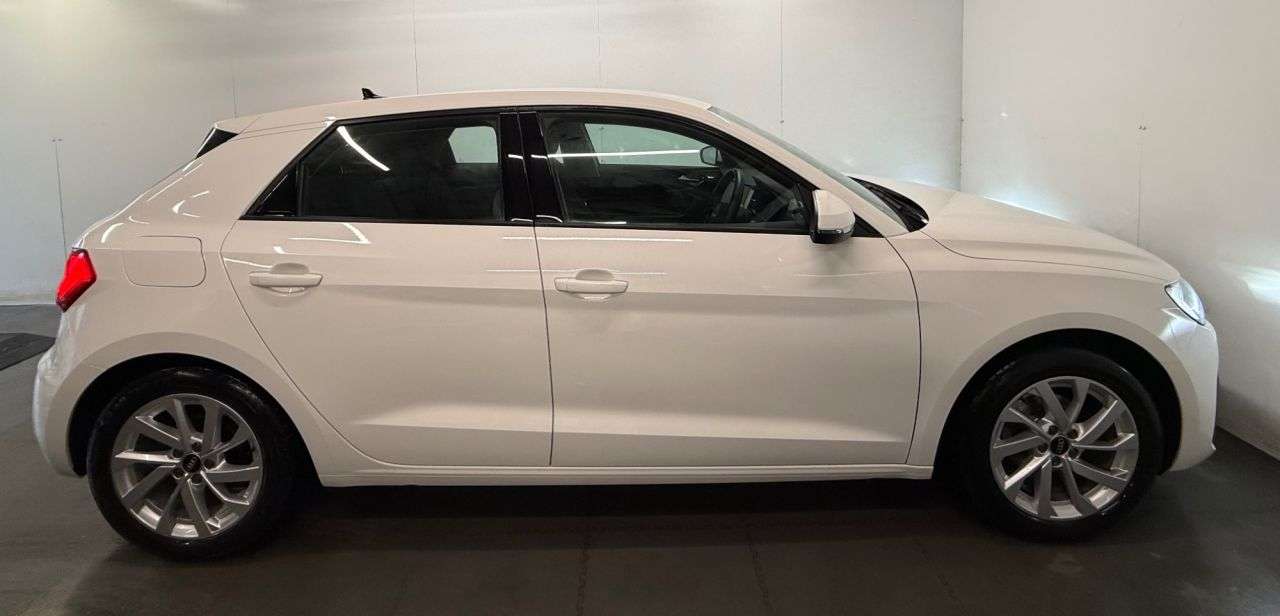 2022 AUDI A1 2022 AUDI A1