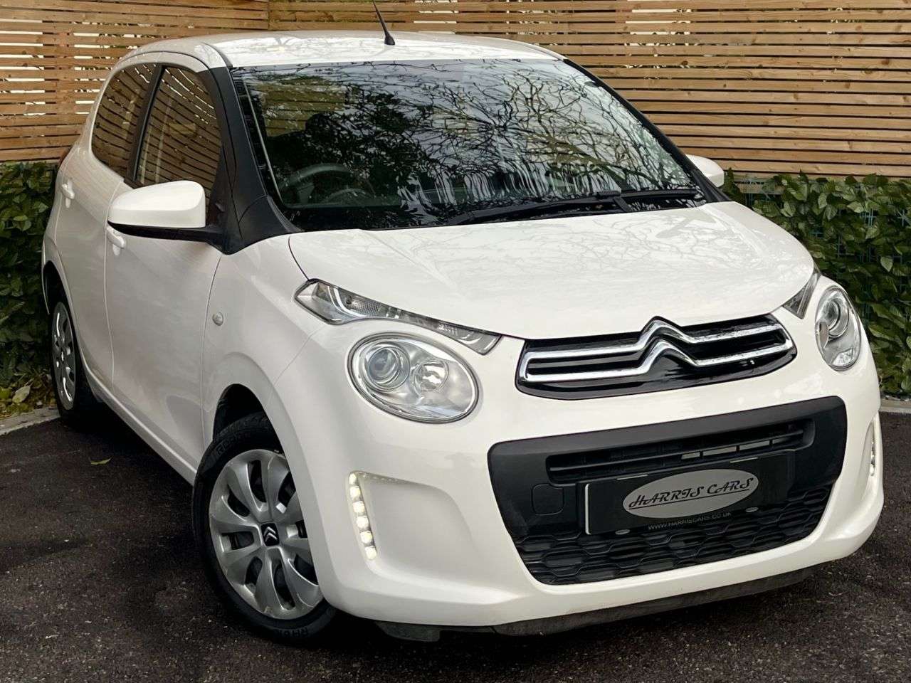 A 2015 CITROEN C1 1.0 VTi Feel Hatchback 5dr Petrol Manual Euro 6 (68 ps) 12 MONTHS AA, FRESH A 2015 CITROEN C1 1.0 VTi Feel Hatchback 5dr Petrol Manual Euro 6 (68 ps) 12 MONTHS AA, FRESH