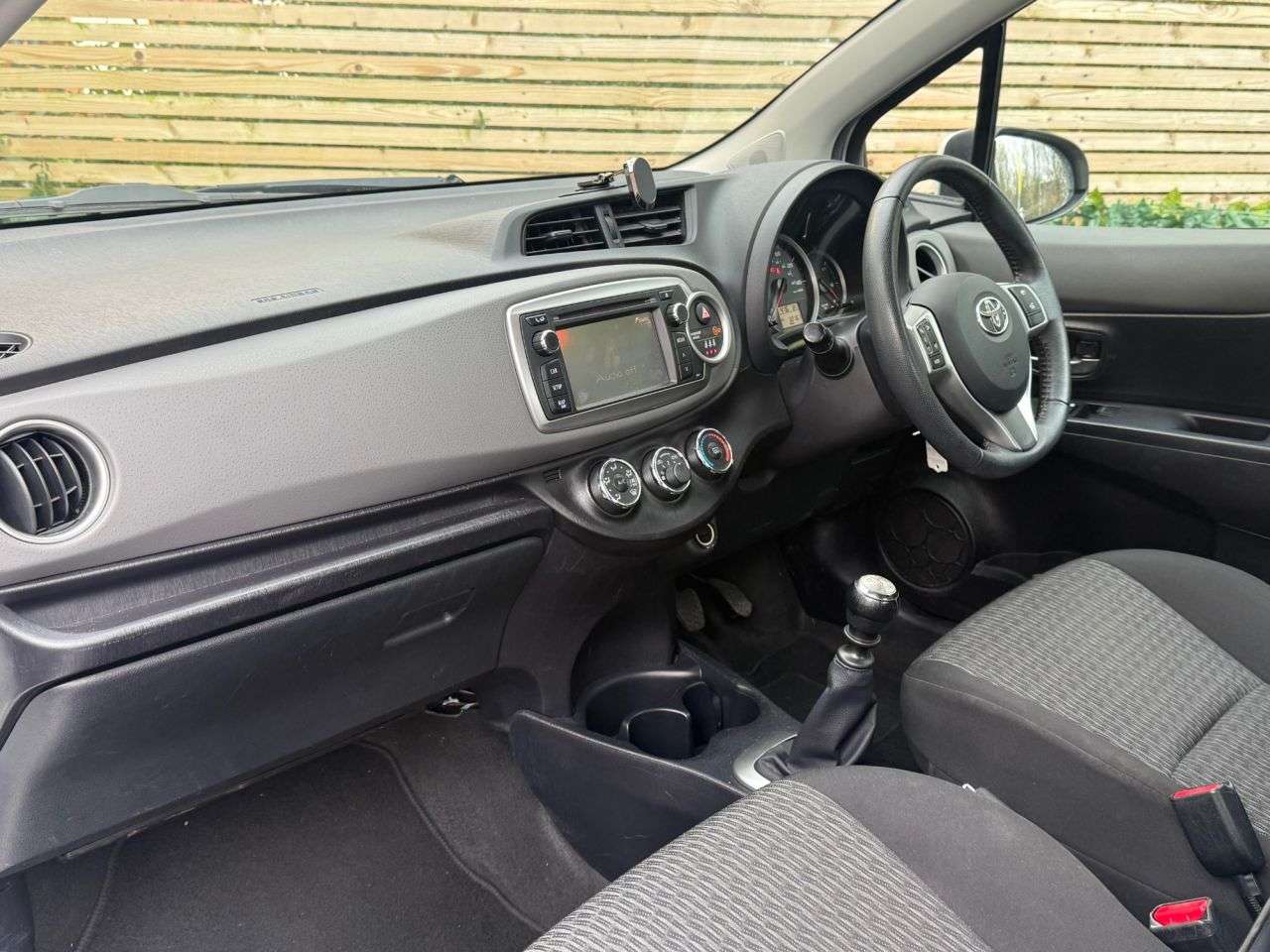 2013 TOYOTA YARIS 2013 TOYOTA YARIS