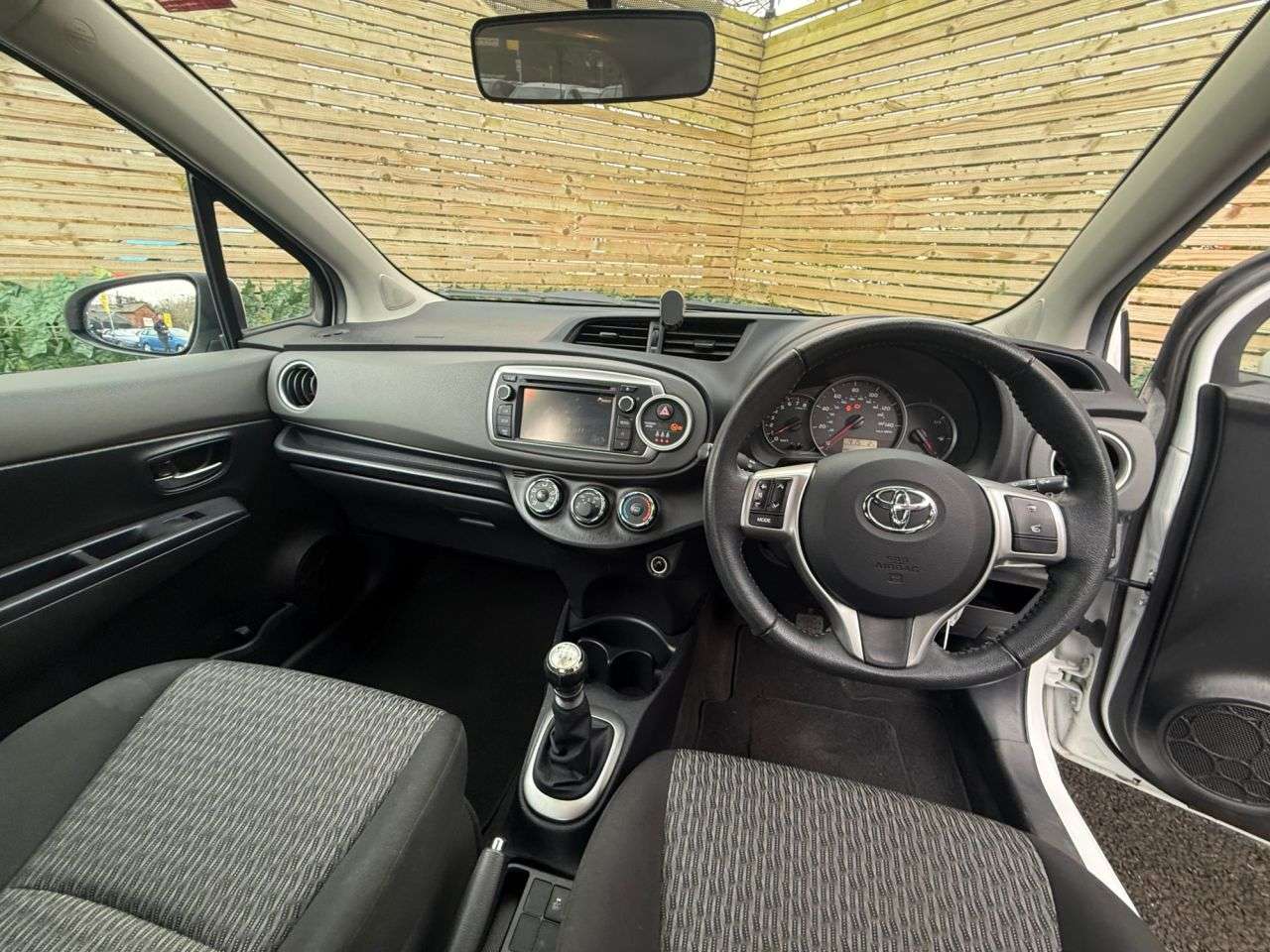 2013 TOYOTA YARIS 2013 TOYOTA YARIS