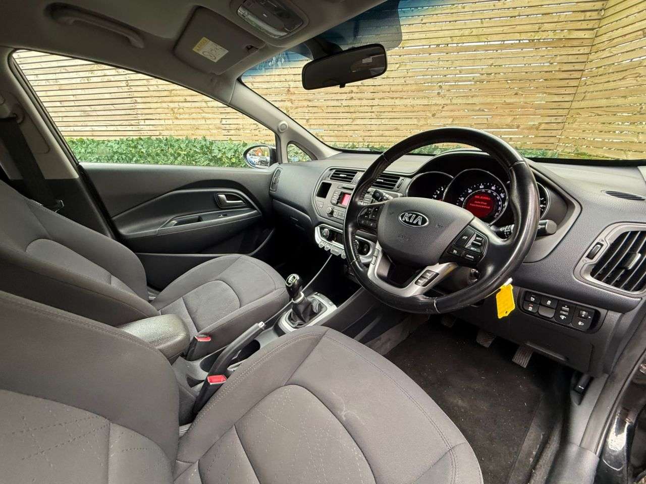 2014 KIA RIO 2014 KIA RIO