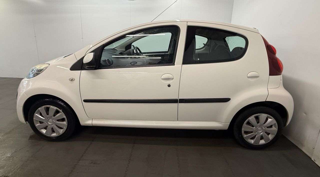 2012 PEUGEOT 107 2012 PEUGEOT 107