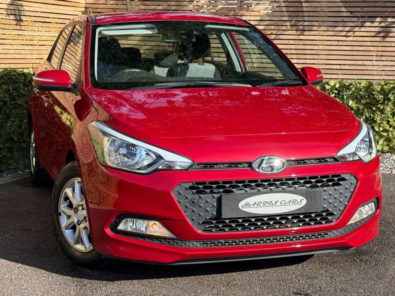 A 2017 HYUNDAI I20 1.2 SE Hatchback 5dr Petrol Manual Euro 6 (84 ps) 12 MONTHS AA, FRESH SERVI A 2017 HYUNDAI I20 1.2 SE Hatchback 5dr Petrol Manual Euro 6 (84 ps) 12 MONTHS AA, FRESH SERVI