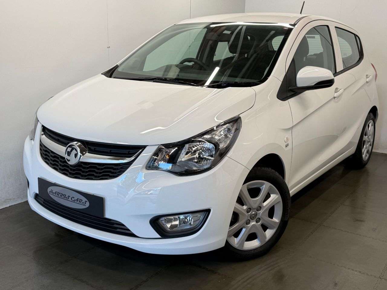 A 2017 VAUXHALL VIVA 1.0i SE Hatchback 5dr Petrol Manual Euro 6 (a/c) (75 ps) 12 MONTHS AA, FRES A 2017 VAUXHALL VIVA 1.0i SE Hatchback 5dr Petrol Manual Euro 6 (a/c) (75 ps) 12 MONTHS AA, FRES