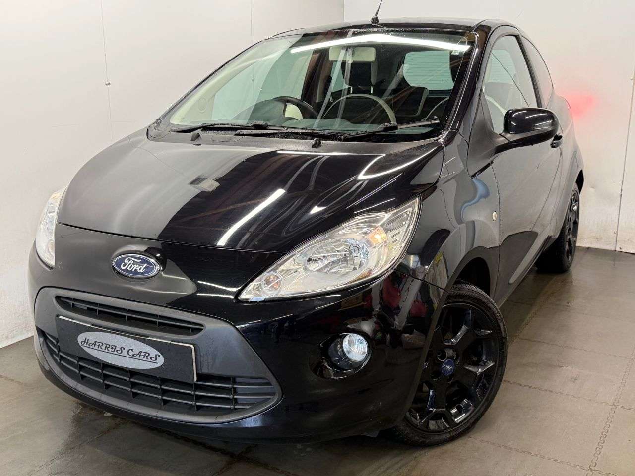 A 2016 FORD KA 1.2 Zetec Black Edition Hatchback 3dr Petrol Manual Euro 6 (s/s) (69 ps) 12 A 2016 FORD KA 1.2 Zetec Black Edition Hatchback 3dr Petrol Manual Euro 6 (s/s) (69 ps) 12