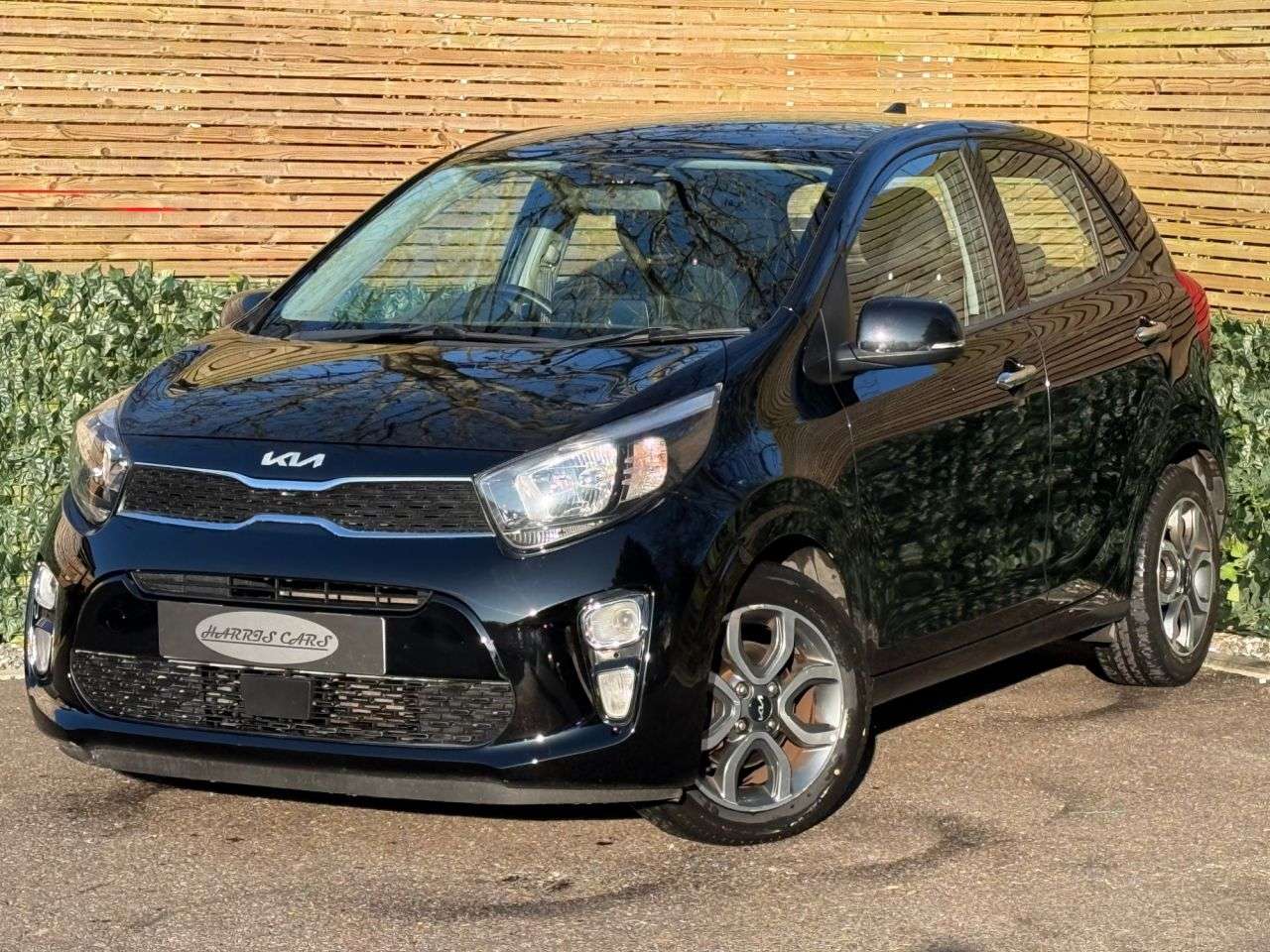 A 2022 KIA PICANTO 1.0 DPi 3 Hatchback 5dr Petrol Manual Euro 6 (s/s) (66 bhp) 12 MONTHS AA, F A 2022 KIA PICANTO 1.0 DPi 3 Hatchback 5dr Petrol Manual Euro 6 (s/s) (66 bhp) 12 MONTHS AA, F