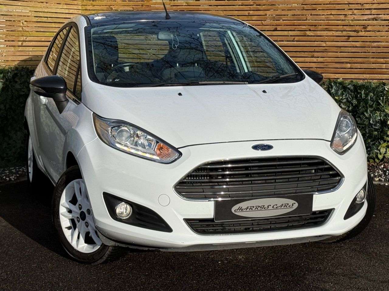 A 2017 FORD FIESTA 1.0T EcoBoost Zetec Hatchback 5dr Petrol Manual Euro 6 (s/s) (100 ps) 12 MO A 2017 FORD FIESTA 1.0T EcoBoost Zetec Hatchback 5dr Petrol Manual Euro 6 (s/s) (100 ps) 12 MO
