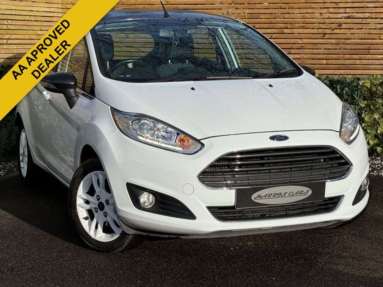 A 2017 FORD FIESTA 1.0T EcoBoost Zetec Hatchback 5dr Petrol Manual Euro 6 (s/s) (100 ps) 12 MO A 2017 FORD FIESTA 1.0T EcoBoost Zetec Hatchback 5dr Petrol Manual Euro 6 (s/s) (100 ps) 12 MO