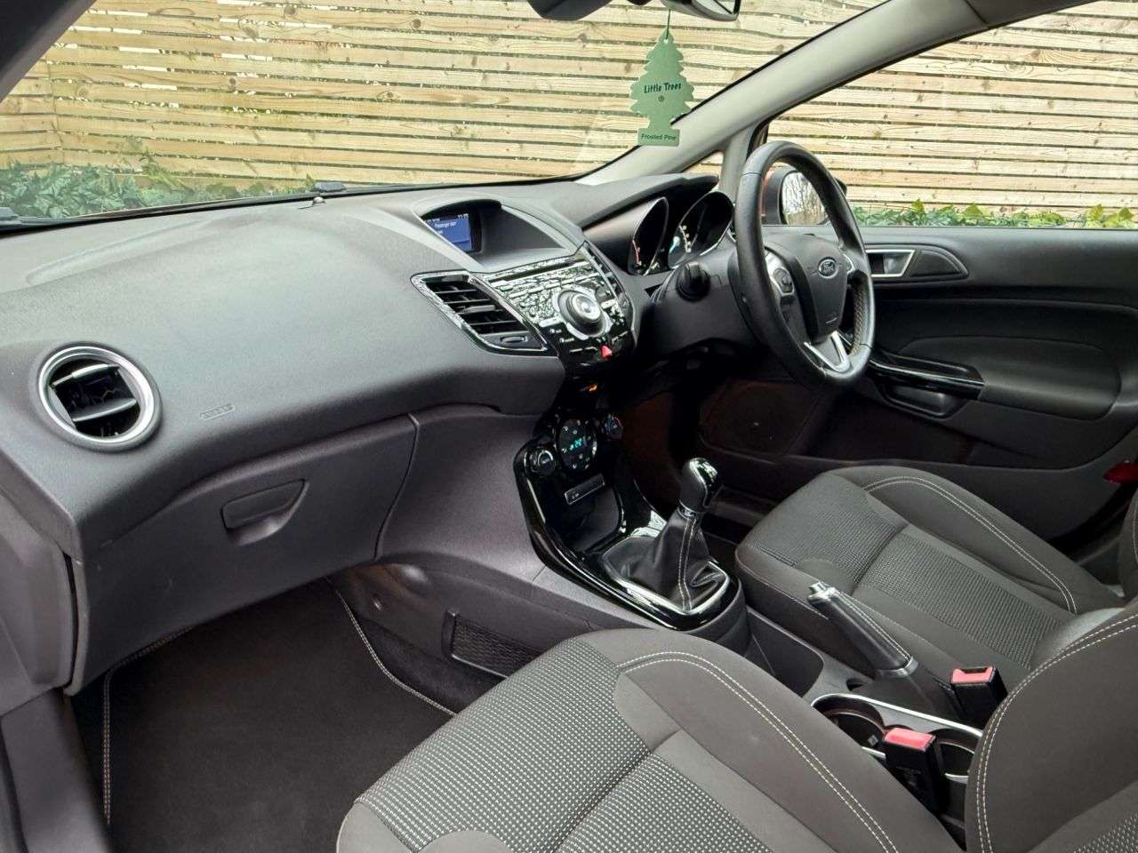 2015 FORD FIESTA 2015 FORD FIESTA