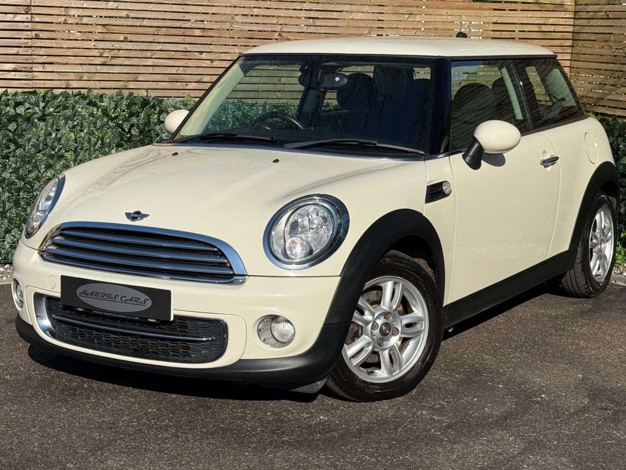 A 2013 MINI HATCH 1.6 Cooper D Hatchback 3dr Diesel Manual Euro 5 (s/s) (112 ps) 12 MONTHS AA A 2013 MINI HATCH 1.6 Cooper D Hatchback 3dr Diesel Manual Euro 5 (s/s) (112 ps) 12 MONTHS AA