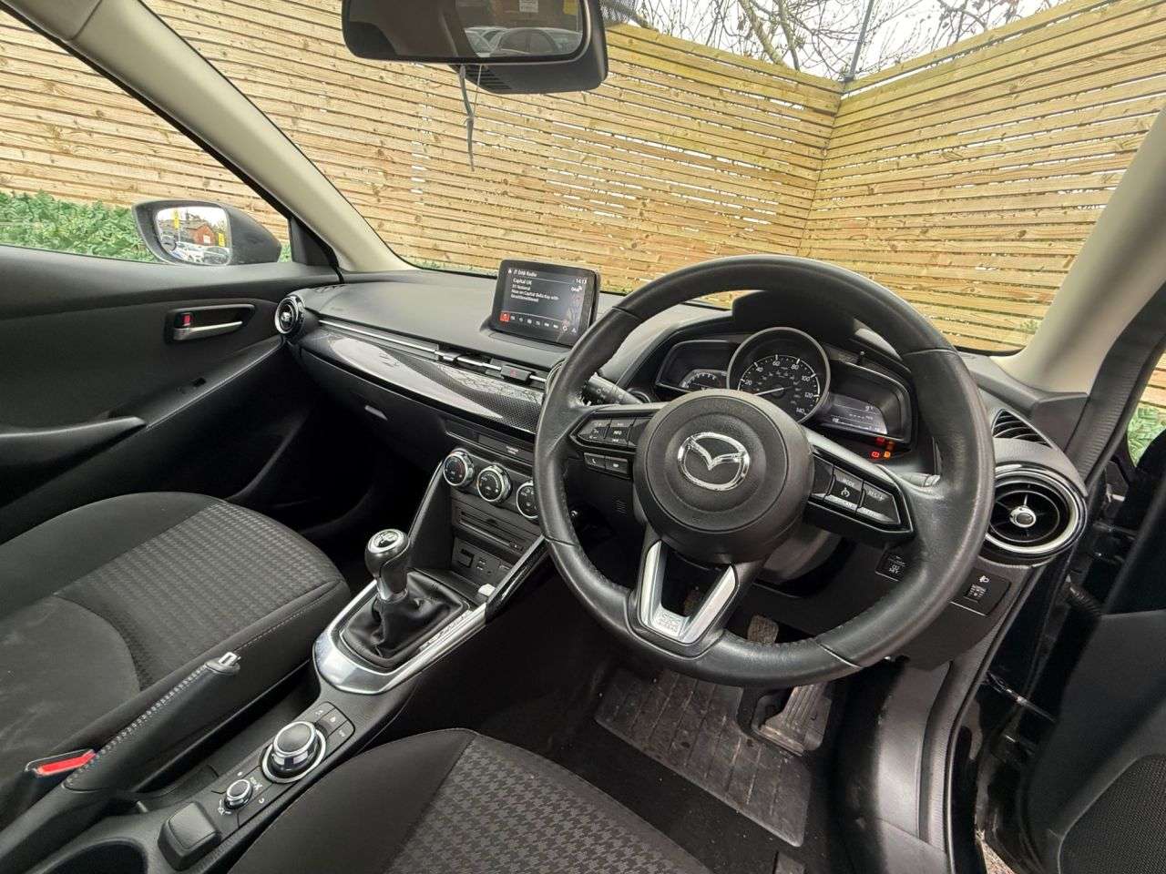 2018 MAZDA MAZDA2 2018 MAZDA MAZDA2