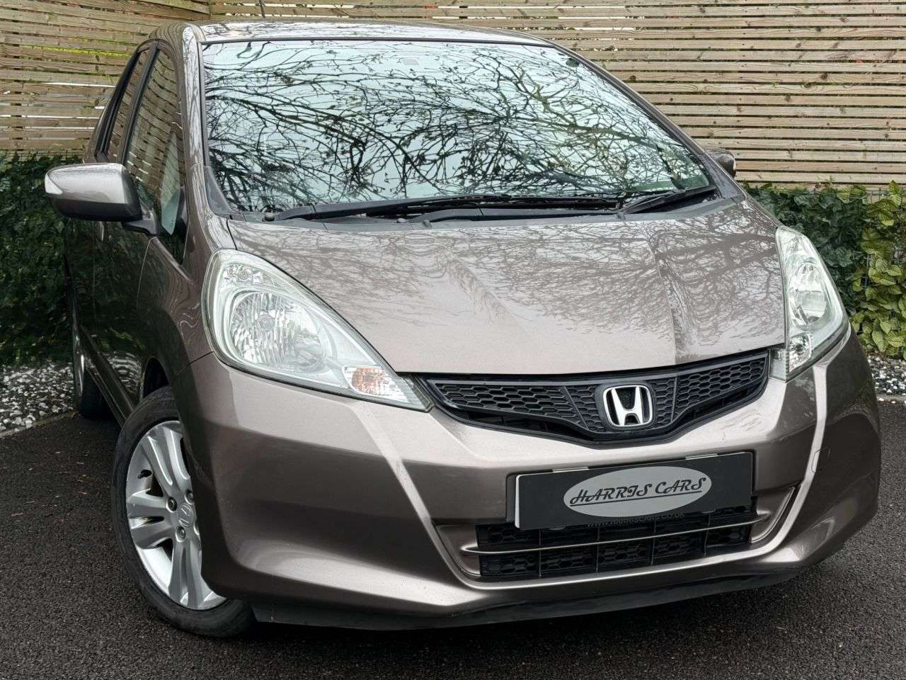 A 2014 HONDA JAZZ 1.4 i-VTEC ES Plus Hatchback 5dr Petrol Manual Euro 5 (99 ps) 12 MONTHS AA, A 2014 HONDA JAZZ 1.4 i-VTEC ES Plus Hatchback 5dr Petrol Manual Euro 5 (99 ps) 12 MONTHS AA,