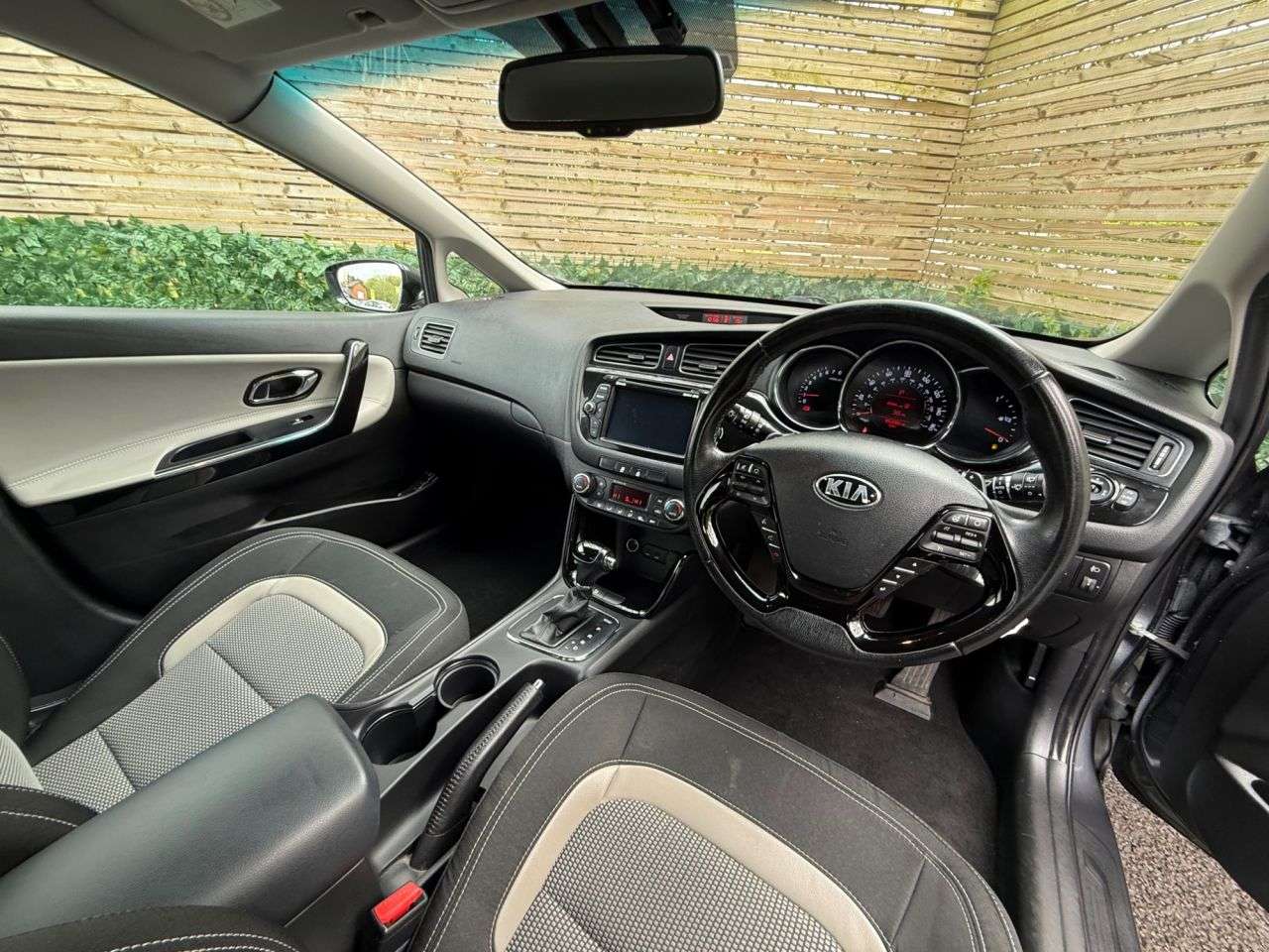 2014 KIA CEED 2014 KIA CEED