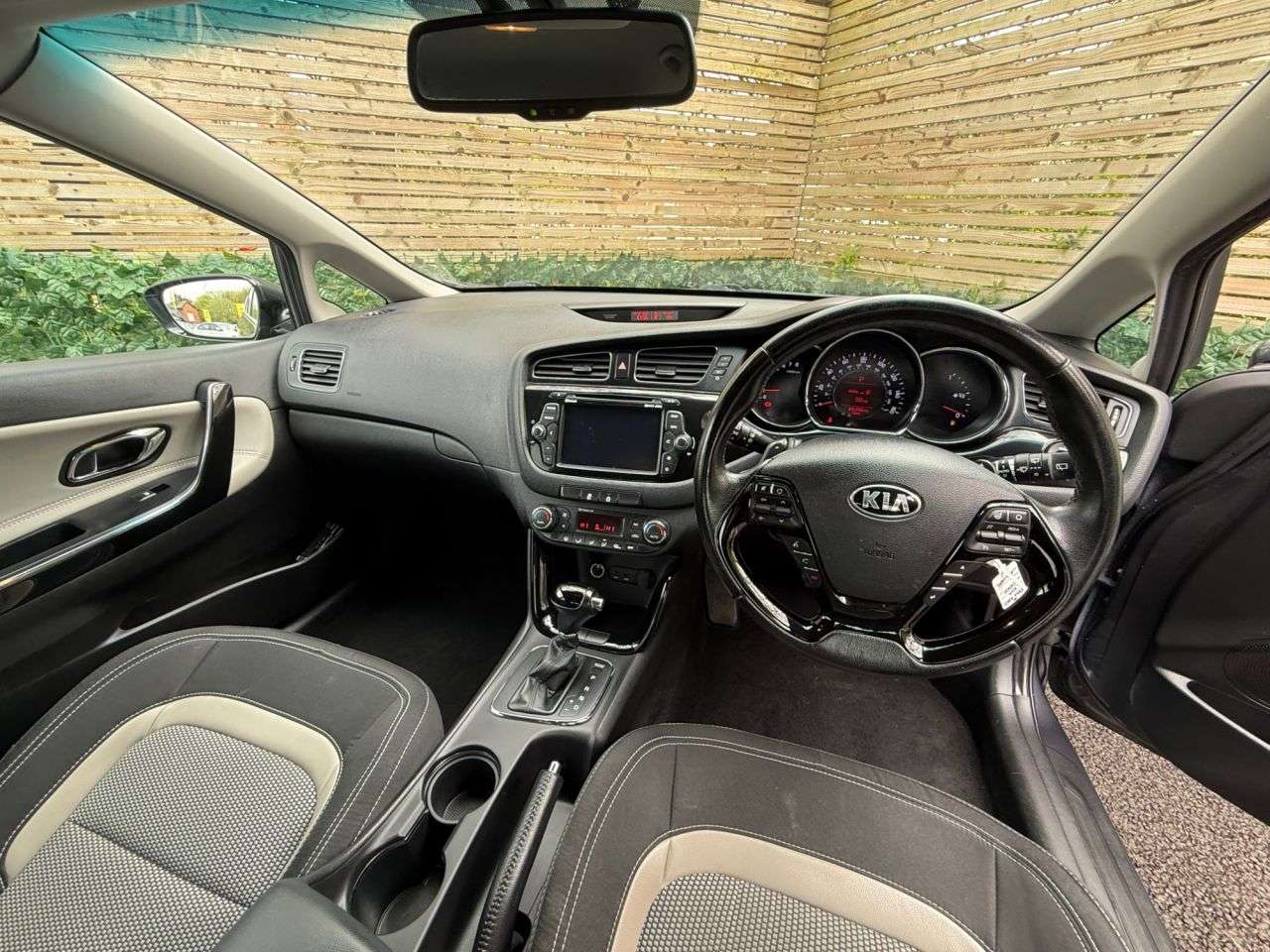 2014 KIA CEED 2014 KIA CEED