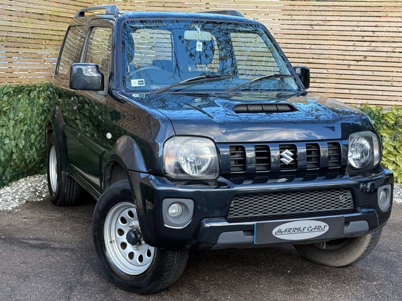 A 2015 SUZUKI JIMNY 1.3 VVT SZ3 SUV 3dr Petrol Manual 4WD Euro 5 (85 ps) 12 MONTHS AA, FRESH SE A 2015 SUZUKI JIMNY 1.3 VVT SZ3 SUV 3dr Petrol Manual 4WD Euro 5 (85 ps) 12 MONTHS AA, FRESH SE