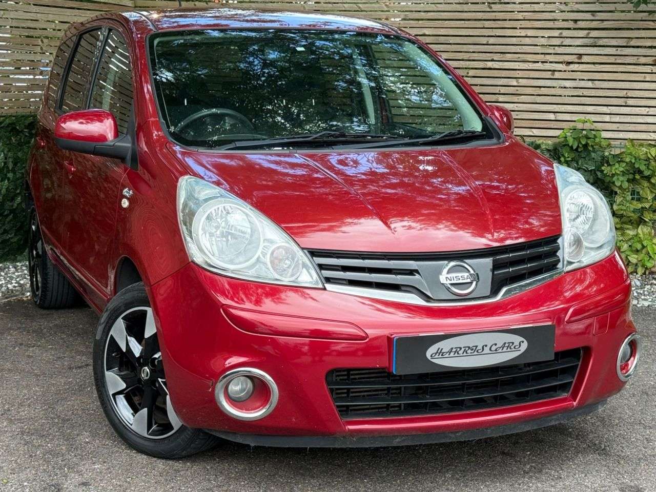 A 2013 NISSAN NOTE 1.5 dCi n-tec+ Hatchback 5dr Diesel Manual Euro 5 (90 ps) 12 MONTHS AA, FRE A 2013 NISSAN NOTE 1.5 dCi n-tec+ Hatchback 5dr Diesel Manual Euro 5 (90 ps) 12 MONTHS AA, FRE