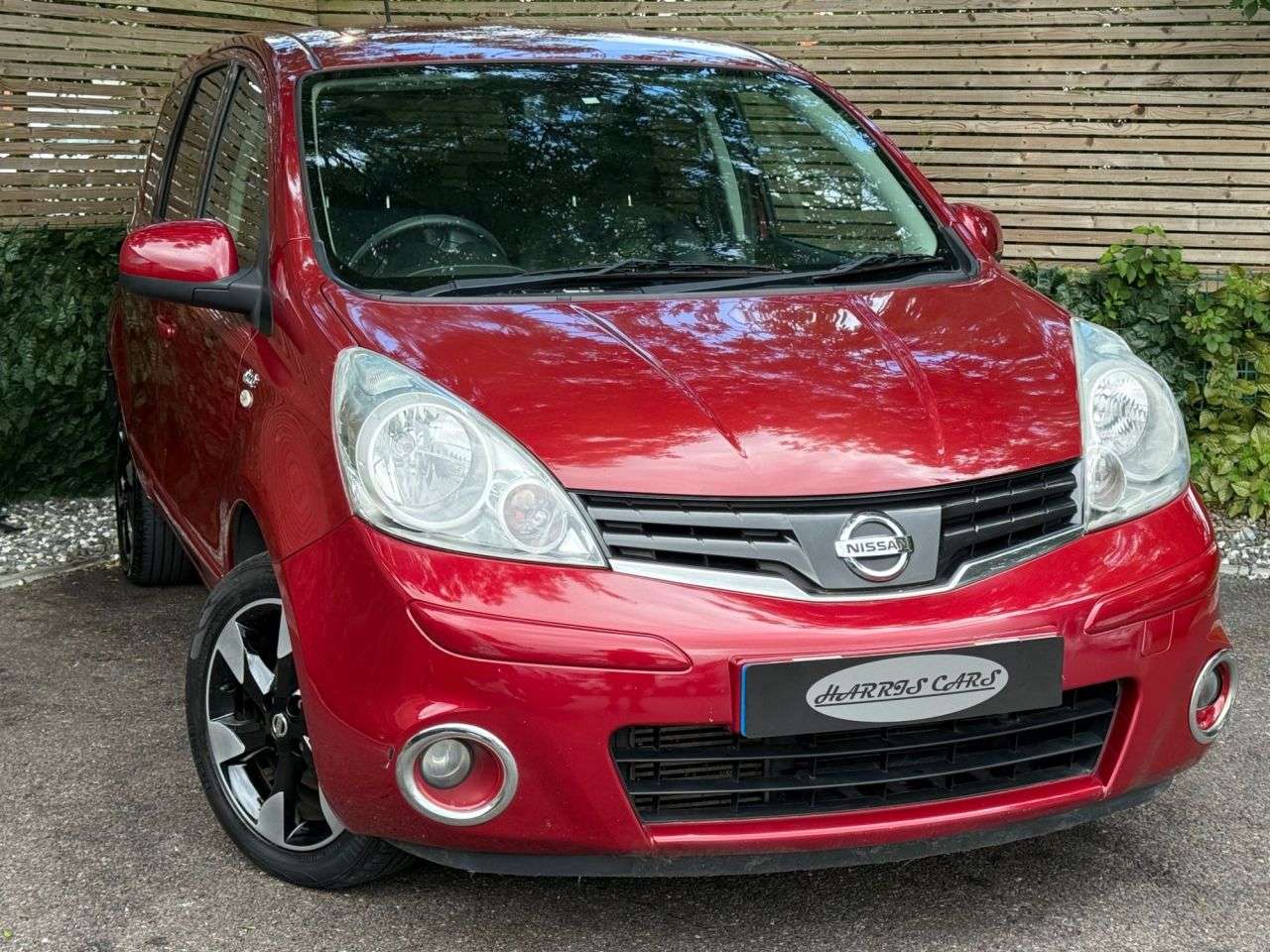 A 2013 NISSAN NOTE 1.5 dCi n-tec+ Hatchback 5dr Diesel Manual Euro 5 (90 ps) 12 MONTHS AA, FRE A 2013 NISSAN NOTE 1.5 dCi n-tec+ Hatchback 5dr Diesel Manual Euro 5 (90 ps) 12 MONTHS AA, FRE