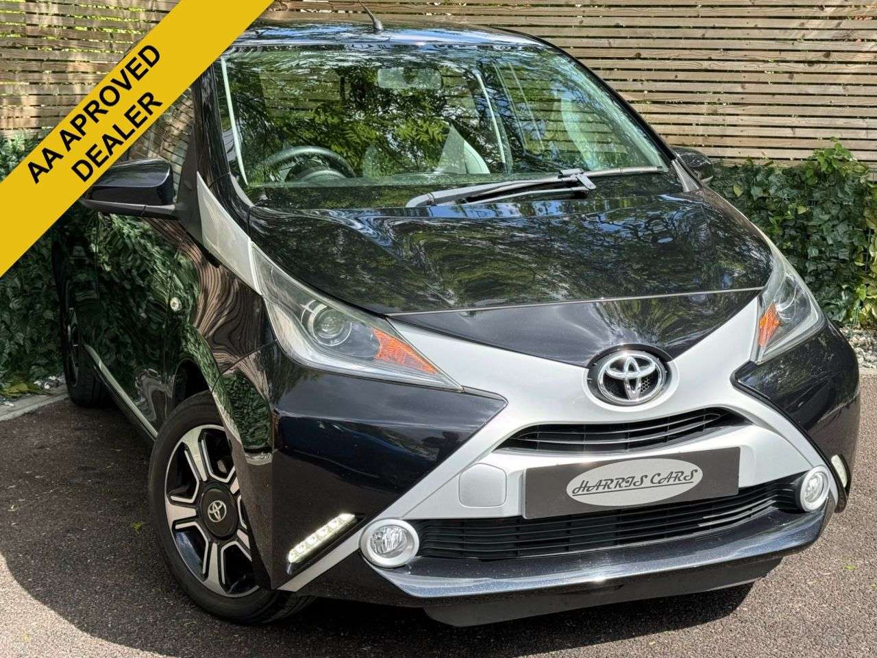 A 2016 TOYOTA AYGO 1.0 VVT-i x-clusiv Hatchback 5dr Petrol Manual Euro 5 Euro 5 (68 ps) 12 MON A 2016 TOYOTA AYGO 1.0 VVT-i x-clusiv Hatchback 5dr Petrol Manual Euro 5 Euro 5 (68 ps) 12 MON