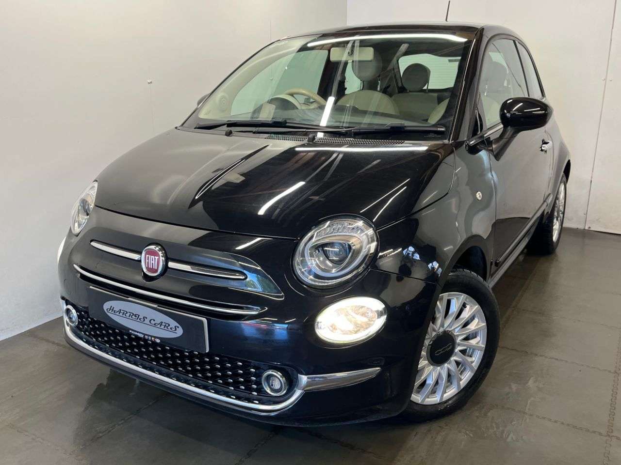 A 2016 FIAT 500 1.2 Lounge Hatchback 3dr Petrol Manual Euro 6 (s/s) (69 bhp) 12 MONTHS AA, A 2016 FIAT 500 1.2 Lounge Hatchback 3dr Petrol Manual Euro 6 (s/s) (69 bhp) 12 MONTHS AA,