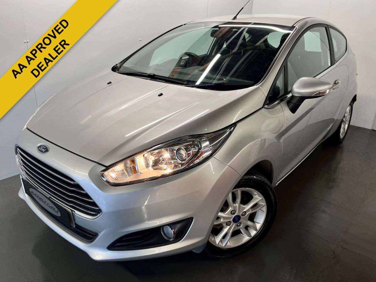 A 2015 FORD FIESTA 1.25 Zetec Hatchback 3dr Petrol Manual Euro 6 (82 ps) 12 MONTHS AA, FRESH S A 2015 FORD FIESTA 1.25 Zetec Hatchback 3dr Petrol Manual Euro 6 (82 ps) 12 MONTHS AA, FRESH S