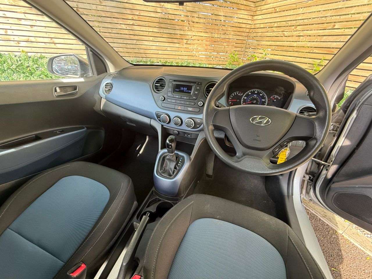 2014 HYUNDAI I10 2014 HYUNDAI I10