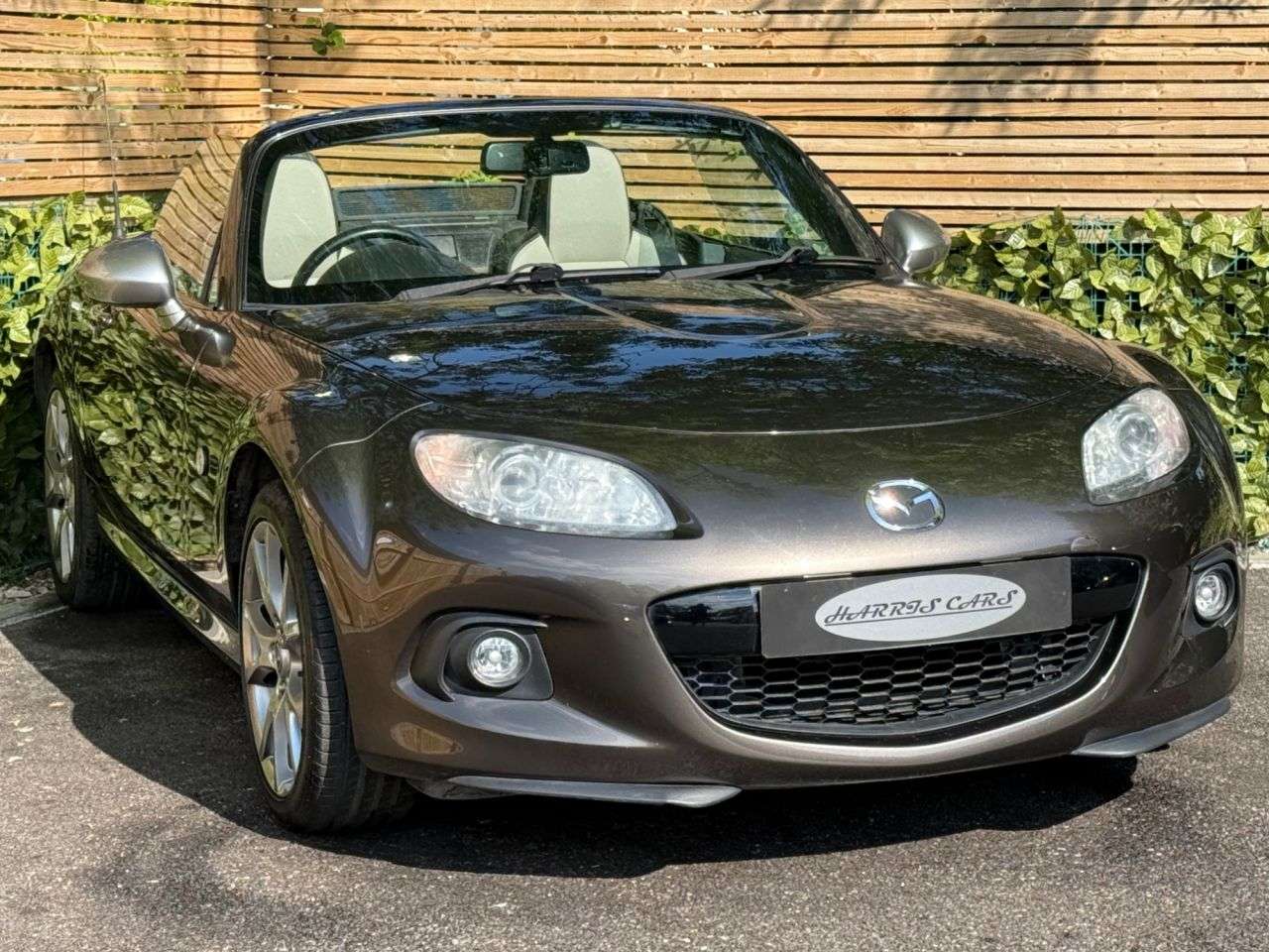 A 2014 MAZDA MX-5 1.8i Sport Venture Roadster 2dr Petrol Manual Euro 5 (126 ps) 12 MONTHS AA, A 2014 MAZDA MX-5 1.8i Sport Venture Roadster 2dr Petrol Manual Euro 5 (126 ps) 12 MONTHS AA,