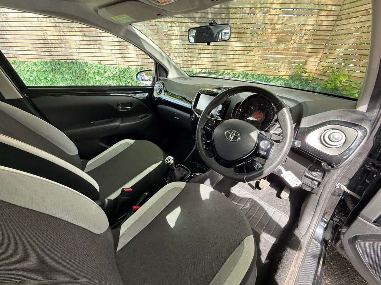 2015 TOYOTA AYGO 2015 TOYOTA AYGO