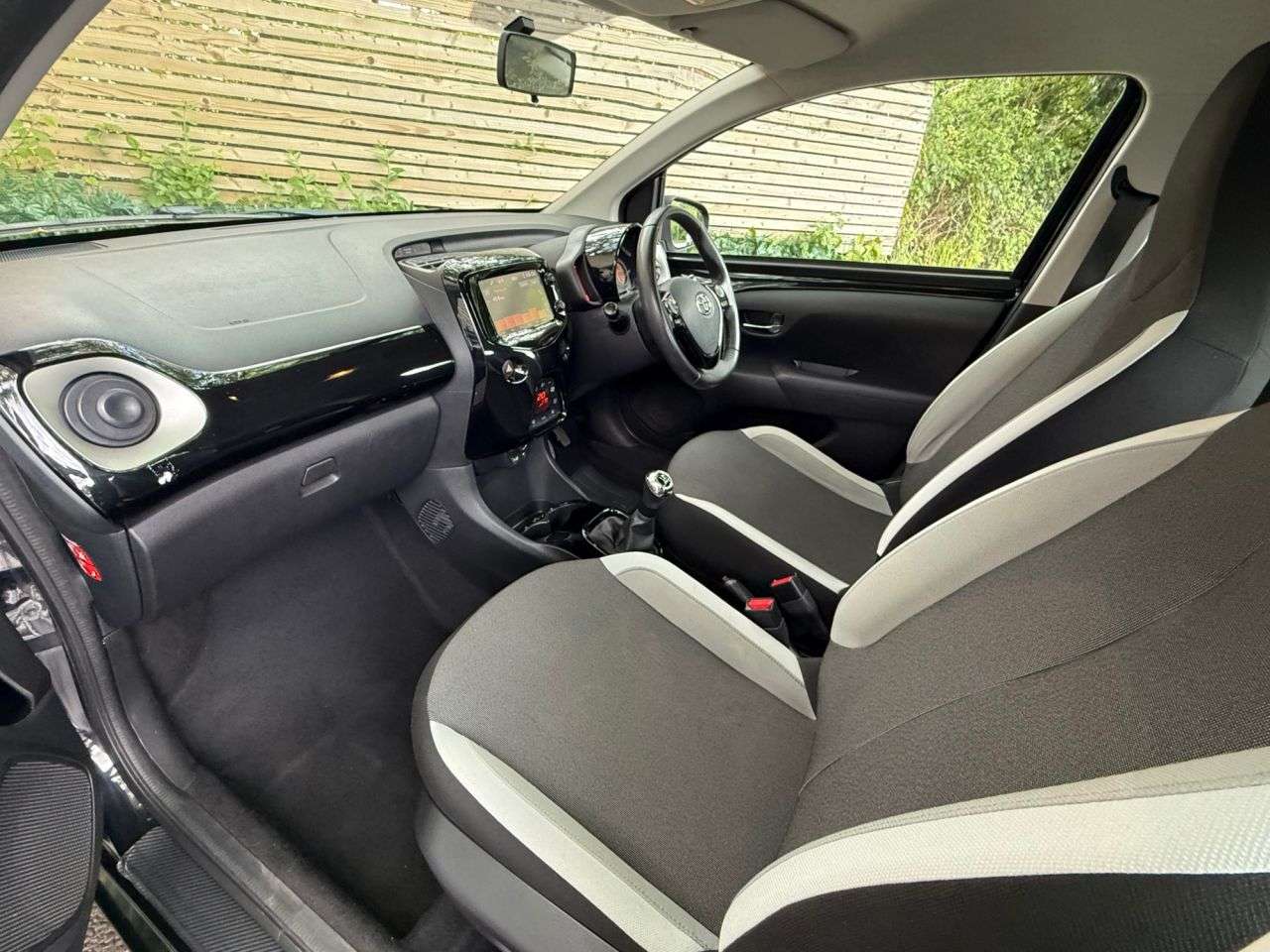 2015 TOYOTA AYGO 2015 TOYOTA AYGO