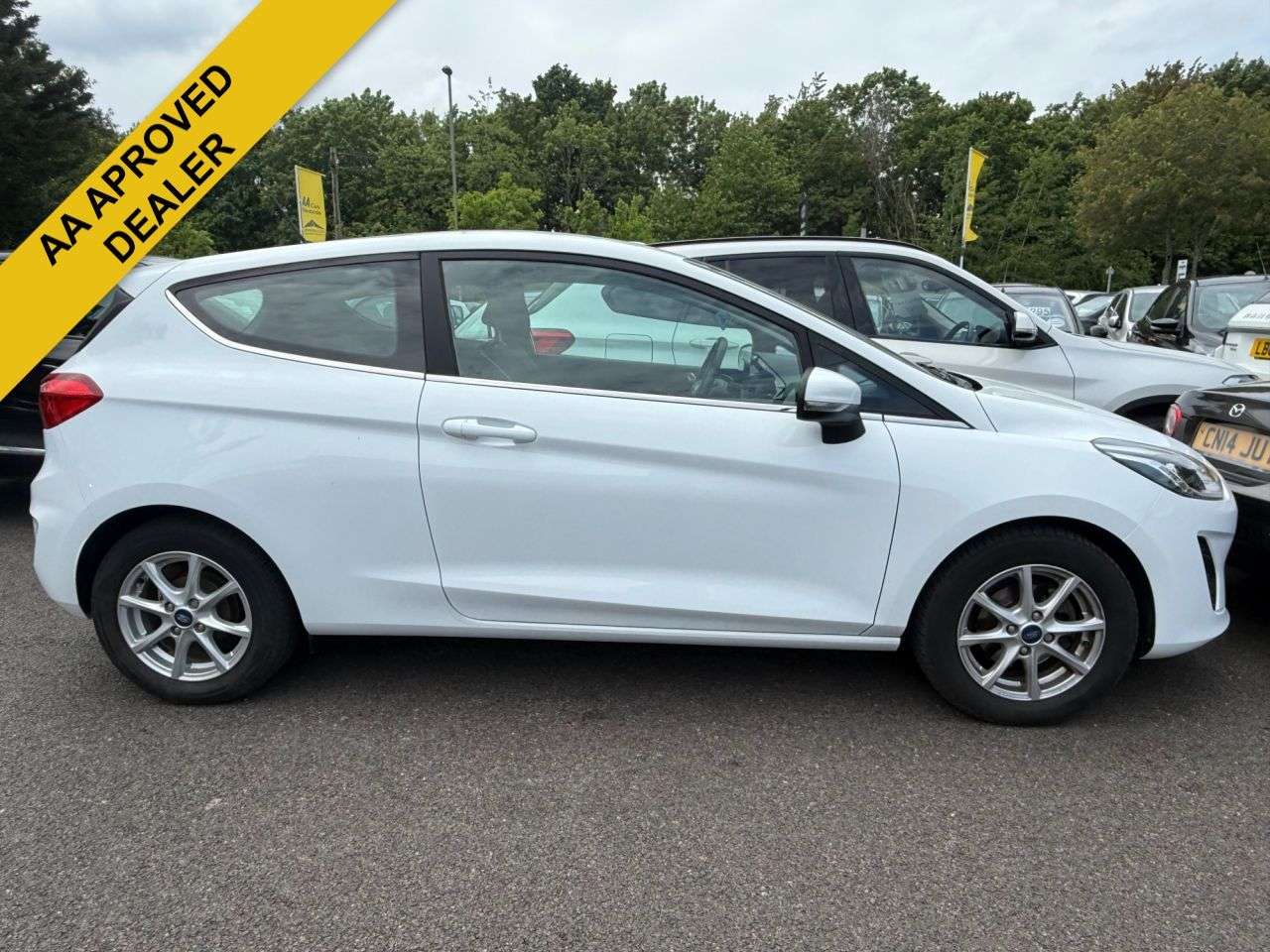 A 2018 FORD FIESTA 1.1 Ti-VCT Zetec Hatchback 3dr Petrol Manual Euro 6 (s/s) (85 ps) A 2018 FORD FIESTA 1.1 Ti-VCT Zetec Hatchback 3dr Petrol Manual Euro 6 (s/s) (85 ps)