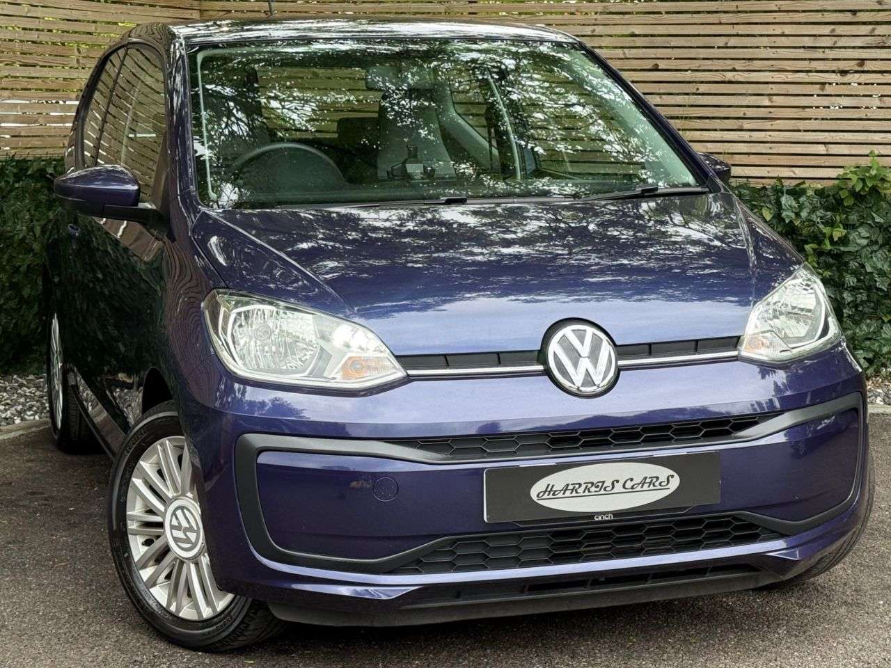 A 2017 VOLKSWAGEN UP! 1.0 Move up! Hatchback 3dr Petrol Manual Euro 6 (s/s) (60 ps) 12 MONTHS AA, A 2017 VOLKSWAGEN UP! 1.0 Move up! Hatchback 3dr Petrol Manual Euro 6 (s/s) (60 ps) 12 MONTHS AA,
