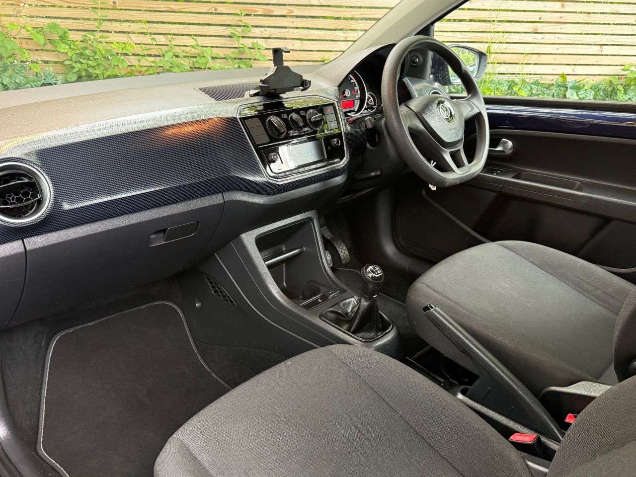 2017 VOLKSWAGEN UP! 2017 VOLKSWAGEN UP!